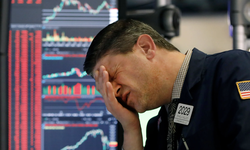 Chứng kho&#225;n Mỹ tiếp tục bị v&#249;i dập v&#236; đ&#242;n thuế của &#244;ng Trump