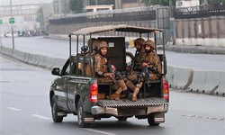 Ấn Độ v&#224; Pakistan nhất tr&#237; ngừng bắn ngay lập tức