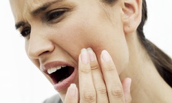 &#202; buốt răng: Dấu hiệu nhỏ cảnh b&#225;o nguy cơ lớn bạn kh&#244;ng n&#234;n bỏ qua