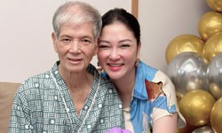 Hoa hậu Nguyễn Thị Huyền vẫn chưa nguôi ngoai nỗi đau mất bố