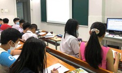 H&#224; Nội cấm dạy th&#234;m dưới mọi h&#236;nh thức trong dịp h&#232;