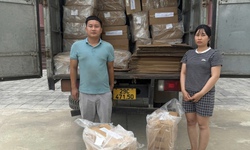 Gi&#225;m đốc c&#249;ng chị g&#225;i bu&#244;n b&#225;n hơn 55.000 bao thuốc l&#225; giả tr&#234;n mạng x&#227; hội