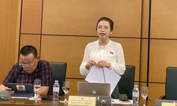 Nghi&#234;n cứu điều chỉnh quy định dạy th&#234;m, học th&#234;m ở trường nếu phụ huynh, học sinh c&#243; nhu cầu
