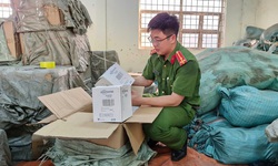 Đường d&#226;y bu&#244;n b&#225;n kem đ&#225;nh răng, dầu gội, nước xả giả mạo c&#225;c nh&#227;n hiệu