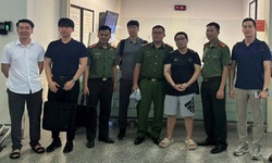 Bắt giữ v&#224; b&#224;n giao đối tượng người H&#224;n Quốc bị Interpol truy n&#227;
