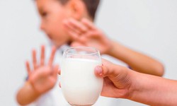 Biểu hiện gi&#250;p mẹ sớm nhận biết trẻ dị ứng sữa