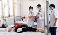 Giữ ổn định hệ thống y tế, gi&#225;o dục tại địa phương, chỉ thực hiện sắp xếp khi thực sự cần thiết