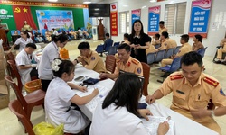 Hiến m&#225;u cứu người – nghĩa cử cao đẹp của chiến sĩ CSGT