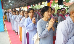 Gần 300 người phải cấp cứu khi tham gia Đại lễ Vesak