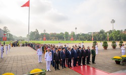 L&#227;nh đạo Đảng, Nh&#224; nước, ĐBQH v&#224;o Lăng viếng Chủ tịch Hồ Ch&#237; Minh trước giờ khai mạc Kỳ họp thứ 9