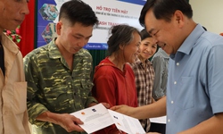 Hỗ trợ người d&#226;n Y&#234;n B&#225;i khắc phục hậu quả của si&#234;u b&#227;o Yagi