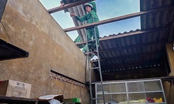 Hơn 50 ng&#244;i nh&#224; ở Huế bị tốc m&#225;i do d&#244;ng lốc