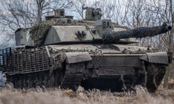 Nga &#39;ch&#234;&#39; xe tăng Abrams, Leopard 2 v&#224; Challenger 2 sau khi thu giữ mổ xẻ