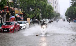 Miền Bắc t&#225;i diễn thời tiết oi bức ban ng&#224;y, mưa d&#244;ng v&#224;o chiều tối