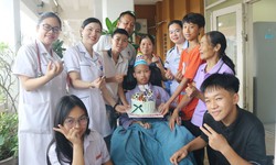 H&#224;nh tr&#236;nh kỳ diệu của cậu b&#233; 14 tuổi