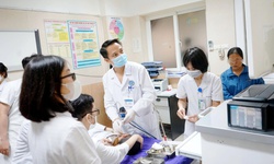 Chảy dịch trong tai kéo dài, bé 9 tuổi bất ngờ được phát hiện thoát vị não, có rò dịch não tủy