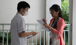Sĩ tử TPHCM tự tin thi m&#244;n Ngữ văn
