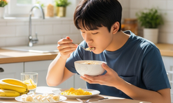 12 thực phẩm bổ n&#227;o gi&#250;p sĩ tử tăng khả năng học tập v&#224; ghi nhớ