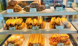 S&#226;n bay Nội B&#224;i l&#234;n tiếng về cửa h&#224;ng b&#225;n chiếc b&#225;nh m&#236; 208.000 đồng