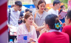 Chuy&#234;n gia ‘m&#225;ch nước’ giải b&#224;i to&#225;n đặt nguyện vọng đại học 2025