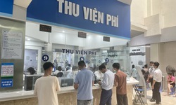 Bộ trưởng Bộ Y tế trả lời cử tri về lộ tr&#236;nh hướng tới miễn viện ph&#237; to&#224;n d&#226;n