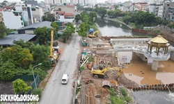 &#39;Lạ mắt&#39; kiến tr&#250;c đập d&#226;ng đầu ti&#234;n tr&#234;n s&#244;ng T&#244; Lịch sắp ho&#224;n th&#224;nh