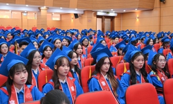 Hơn 70% t&#226;n cử nh&#226;n Đại học Y H&#224; Nội tốt nghiệp loại kh&#225;, giỏi