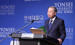 Tổng B&#237; thư T&#244; L&#226;m ph&#225;t biểu ch&#237;nh s&#225;ch tại Trường Đại học Yonsei của H&#224;n Quốc