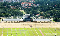 Trung t&#226;m H&#224; Nội nh&#236;n từ trực thăng qu&#226;n sự