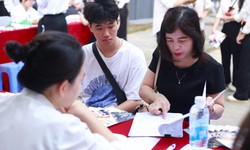 V&#236; sao Bộ GD&amp;ĐT l&#249;i thời gian c&#244;ng bố điểm chuẩn năm 2025?