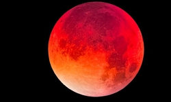 Sắp c&#243; Trăng m&#225;u đặc biệt trong năm, k&#233;o d&#224;i suốt 83 ph&#250;t