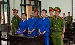 Mở tiệc ma t&#250;y sau khi ăn nhậu