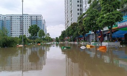 Cảnh báo mưa rất lớn kèm lốc sét, mưa đá ở nhiều khu vực