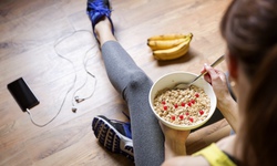 10 mẹo ăn uống l&#224;nh mạnh cho người chạy bộ