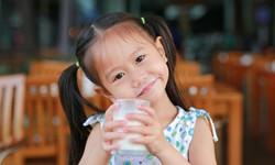 Ra mắt sữa tươi Moozi &#39;chuẩn 10 kh&#244;ng ưu việt, kh&#225;c biệt từ thi&#234;n nhi&#234;n&#39;