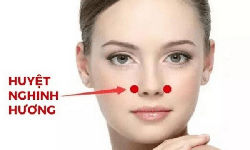 Tự xoa b&#243;p, bấm huyệt l&#224;m đẹp da&#160;tại nh&#224;