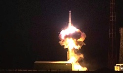 Nga ch&#237;nh thức triển khai t&#234;n lửa đạn đạo Oreshnik