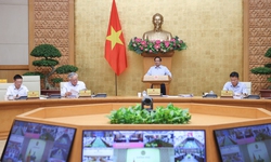 Thủ tướng: T&#225;o bạo, thần tốc hơn nữa, hướng tới ho&#224;n th&#224;nh mục ti&#234;u năm 2025