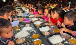 Chế độ ăn uống l&#224;nh mạnh v&#224; kh&#244;ng l&#224;nh mạnh ảnh hưởng tới sức khỏe trẻ em như thế n&#224;o?