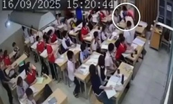 C&#244; gi&#225;o bị học sinh h&#224;nh hung ngay trong lớp học ở H&#224; Nội