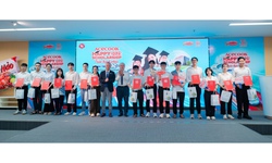 Acecook Happy Scholarship 2025: Lan tỏa hạnh ph&#250;c, chắp c&#225;nh ước mơ cho học sinh, sinh vi&#234;n