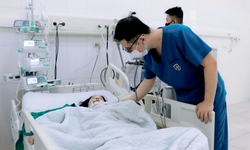 K&#237;ch hoạt b&#225;o động đỏ cứu c&#244; g&#225;i bị vỡ gan, sốc mất m&#225;u