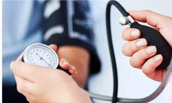 7 c&#225;ch xử tr&#237; nhanh khi huyết &#225;p tăng đột ngột