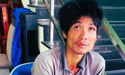 Thượng &#250;y c&#244;ng an bị thương khi khống chế đối tượng &#39;ng&#225;o đ&#225;&#39;