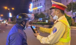 Tập trung xử lý vi phạm nồng độ cồn, tốc độ dịp Tết Dương lịch