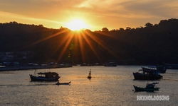 Rạng rỡ bình minh nơi đảo xa Thổ Chu