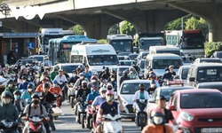 Chuyển đổi từ xe xăng sang xe điện: Cử tri mong lộ trình hợp lý, khả thi