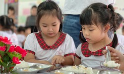 Nhu cầu năng lượng và các chất sinh năng lượng của trẻ em theo từng giai đoạn