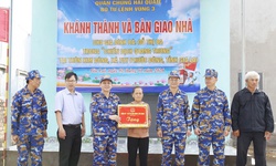 Vùng 3 Hải quân bàn giao nhiều nhà mới trong ‘Chiến dịch Quang Trung’