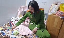 Bé gái sơ sinh bị bỏ rơi gần trường tiểu học lúc rạng sáng